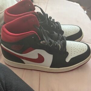 Jordan Athletic Shoes Red Black White